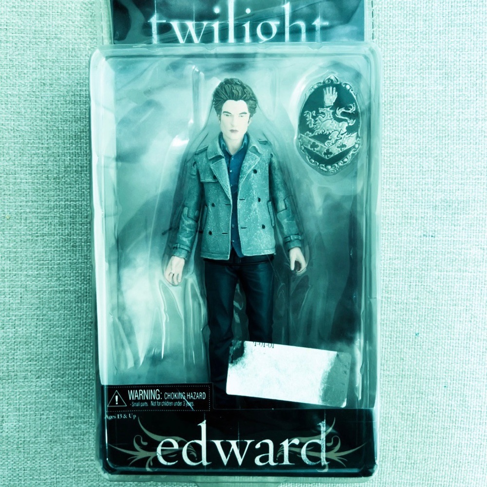 NECA Twilight Edward Cullen Action Figure Doll